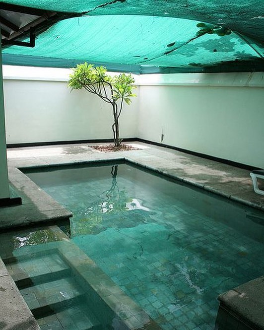 مسبح نادي/منتجع – الشرقية